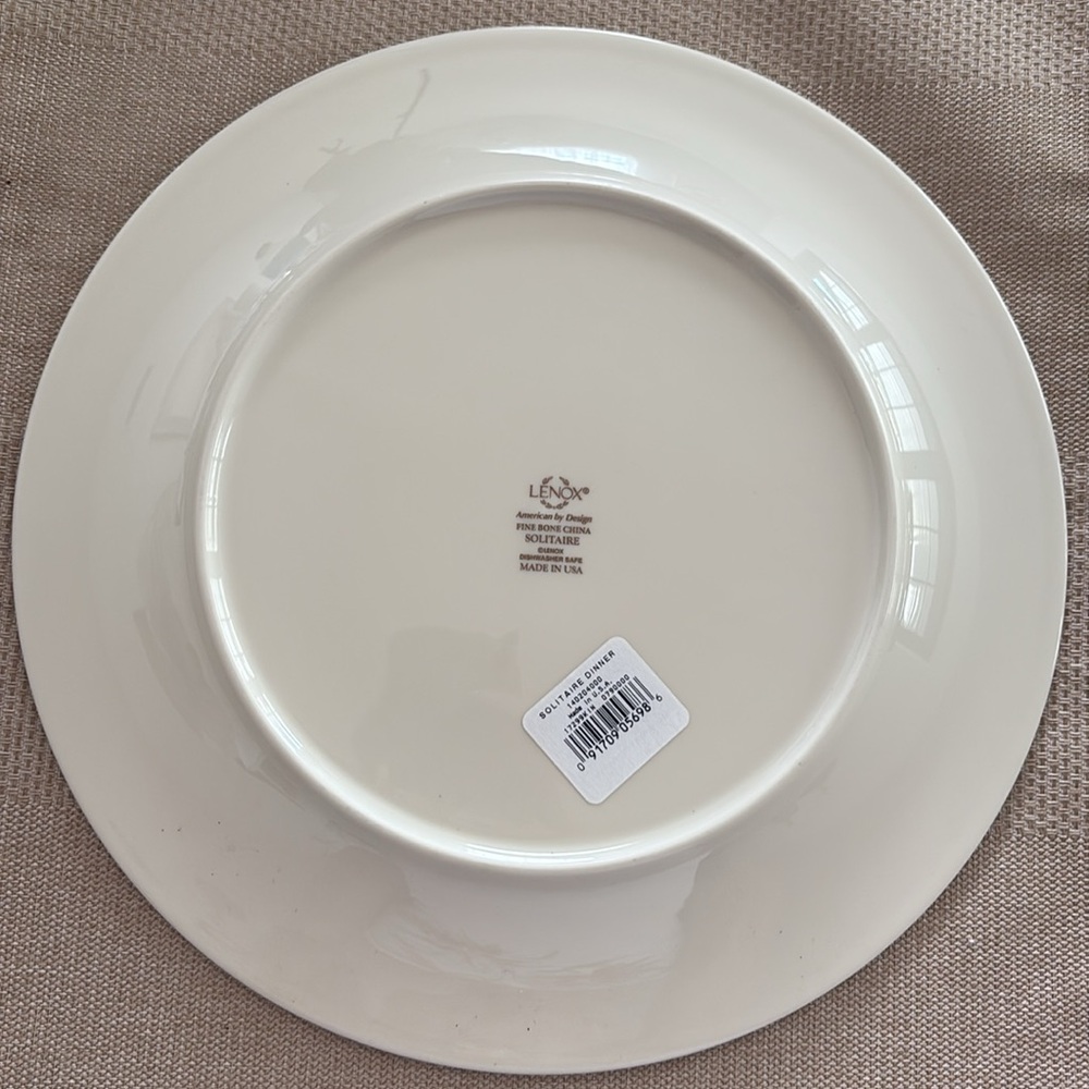 Lenox Solitaire Dinner Plate Ivory - Picture 3 of 6